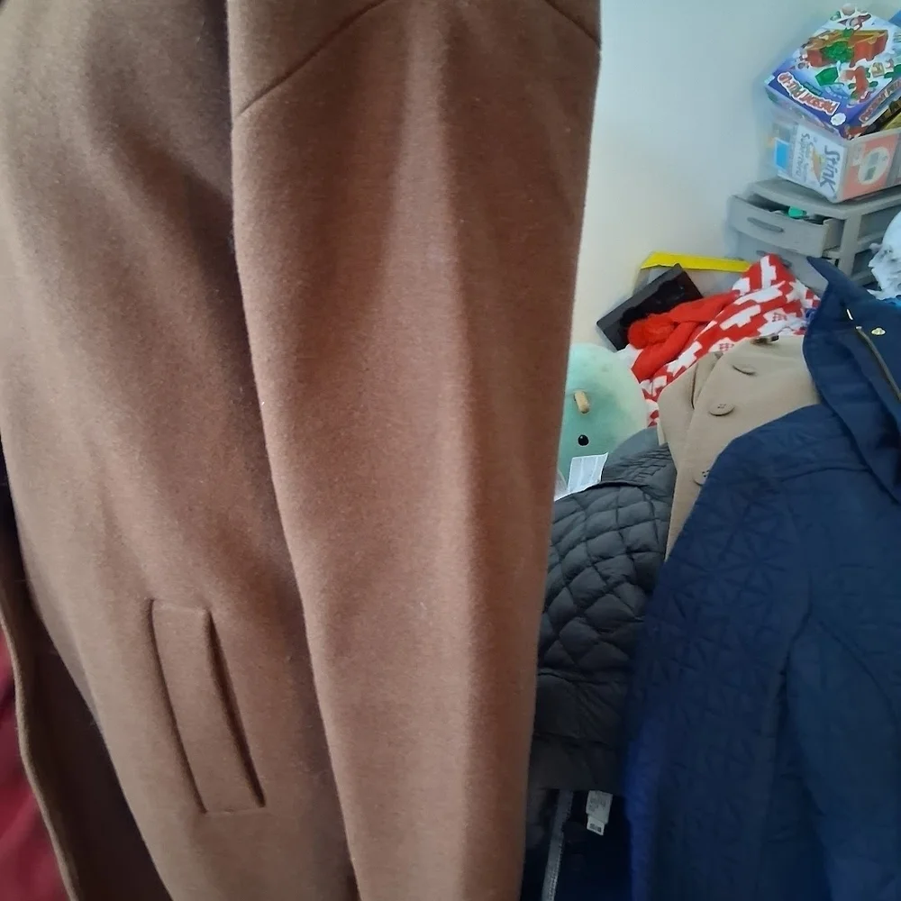 Elegant Brown Women's Coat